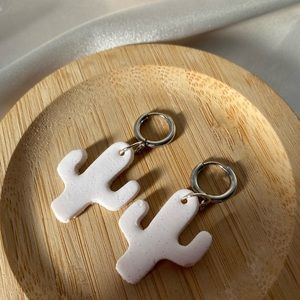 Minimalist cactus earrings